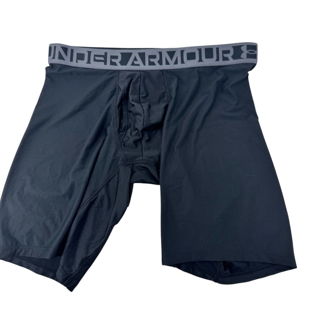 Under Armour Men's Dark Gray /‎ Black Boxer Briefs